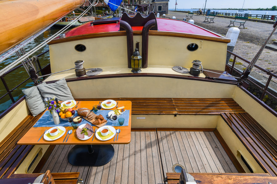 Sailing with skipper - Delicious Meals On Board