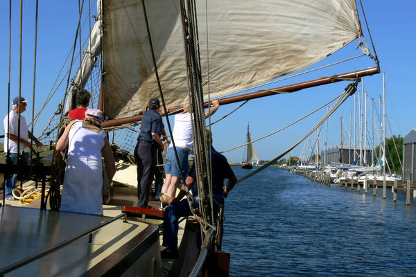Sailing with skipper - Beginners and seasoned sailors welcome